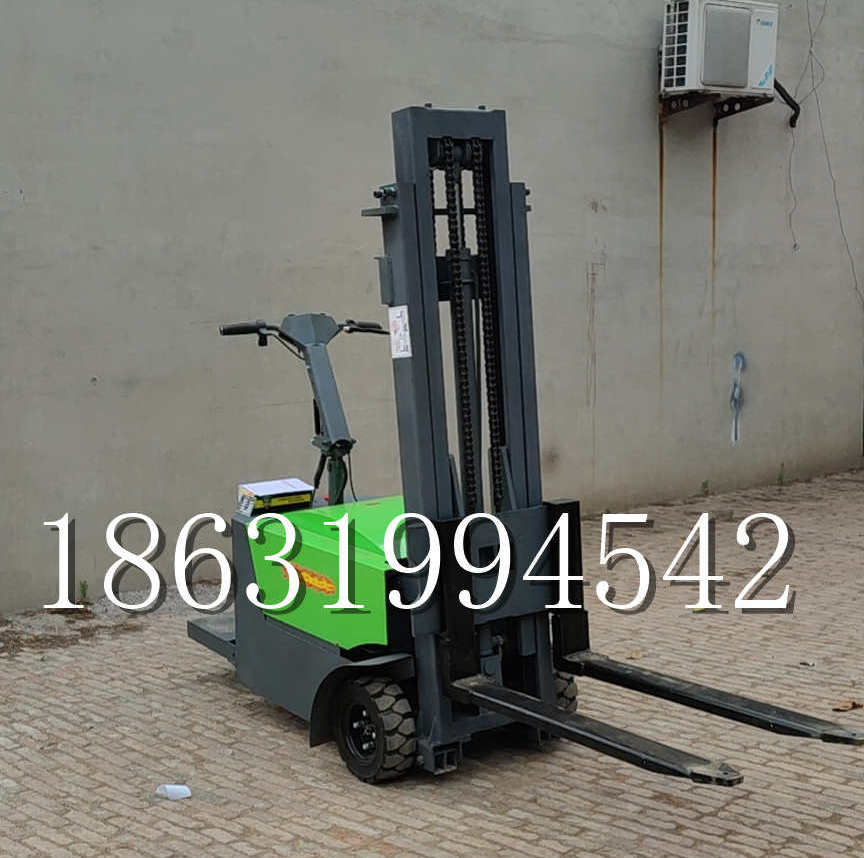 玉树市优程全电动叉车插腿式堆高车液压装卸车1.5吨升高小型站驾式铲车